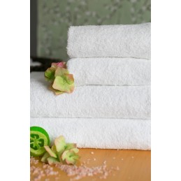 Froteerätik 70*140 cm valge