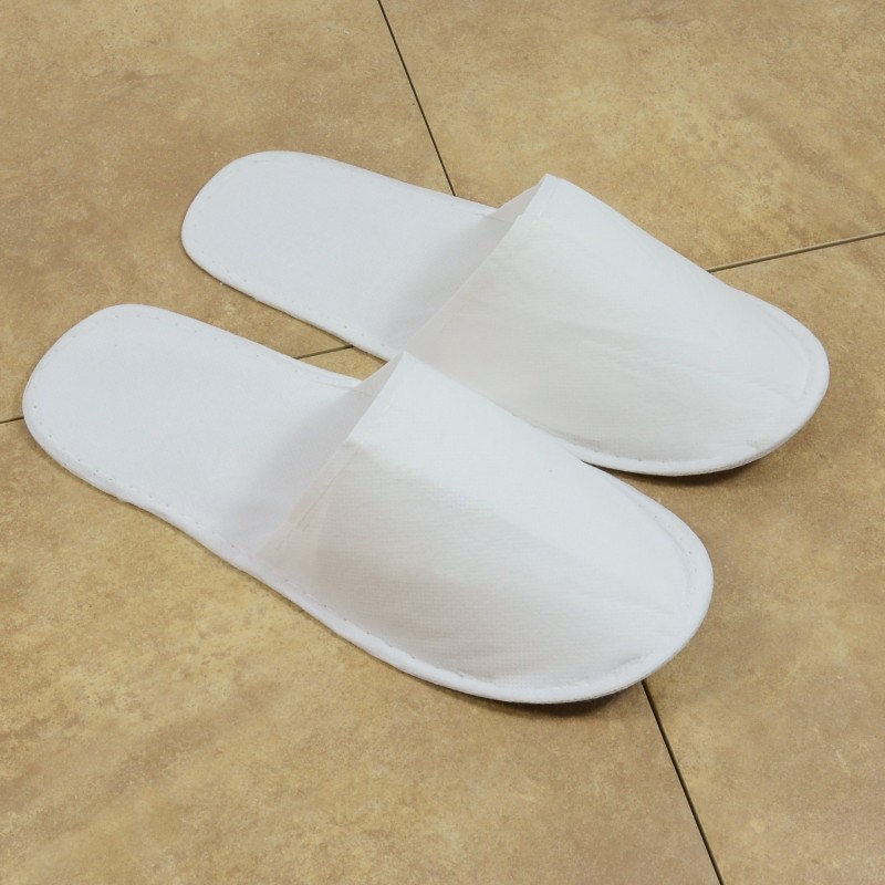 Riidest pealsega kinnise ninaga suss (riidest tallaga)