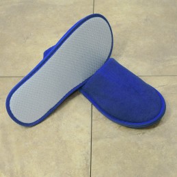 Blauer Frottee-Schuh mit geschlossenem Zeh