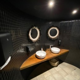 Дозатор геля для душа 700 мл, черный